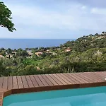 Pretty House With Sea View On The Hy Res